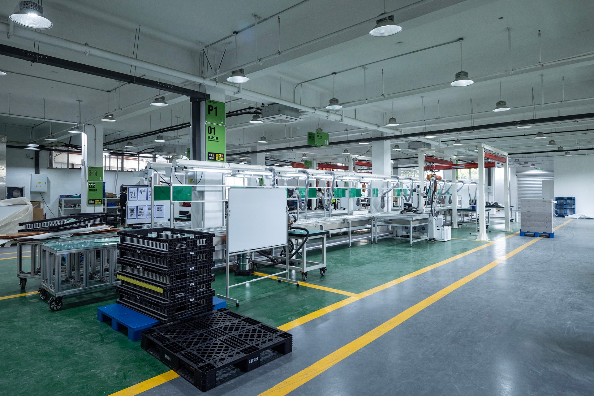 Equipment assembly floor at the BTKX Beijing facility