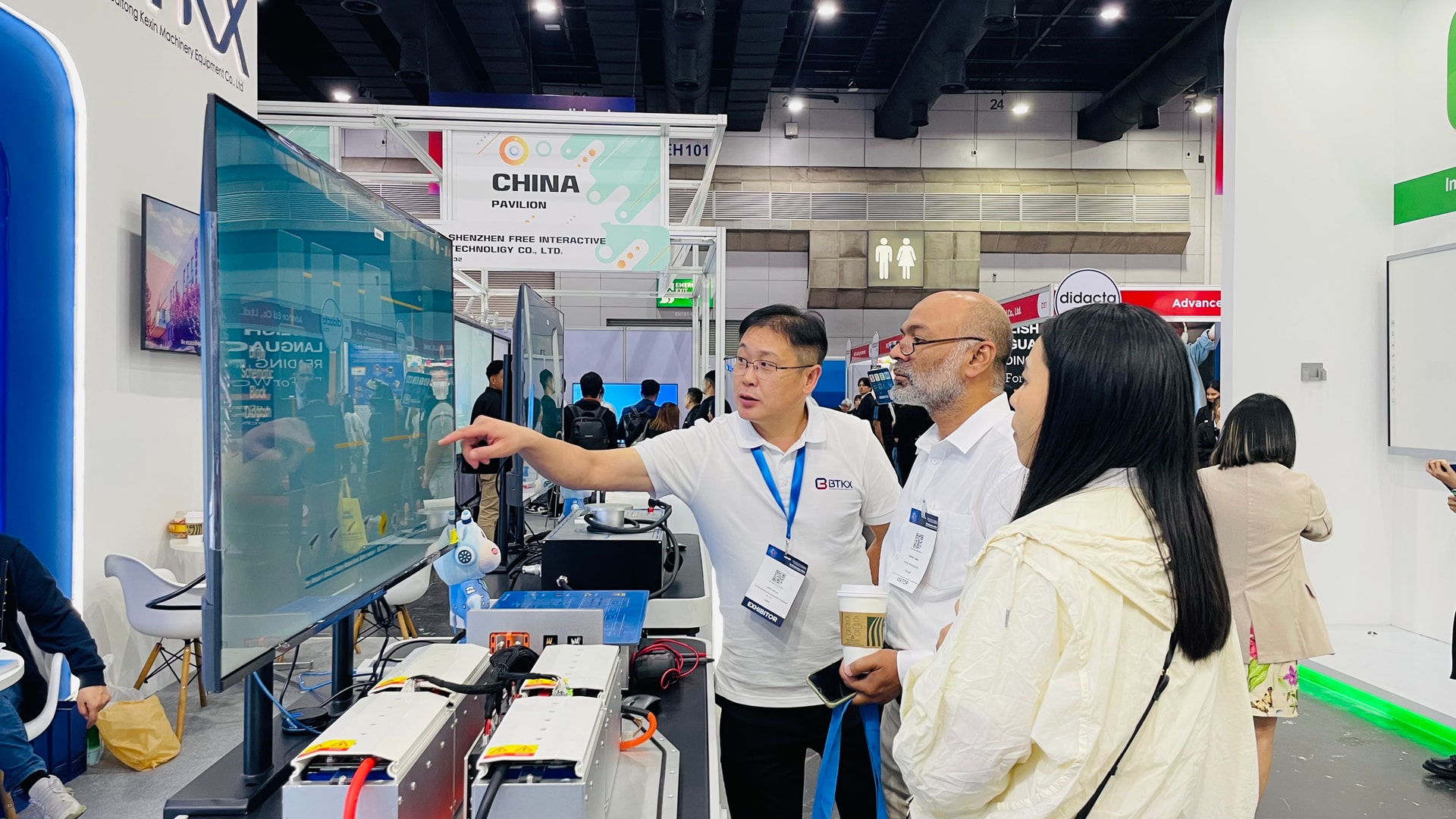 BTKX advanced automotive laboratory equipment demonstration